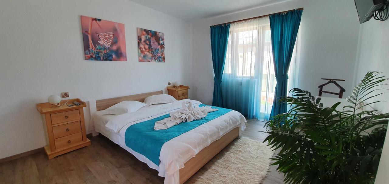 Belvedere La Cristina 3* קורבני